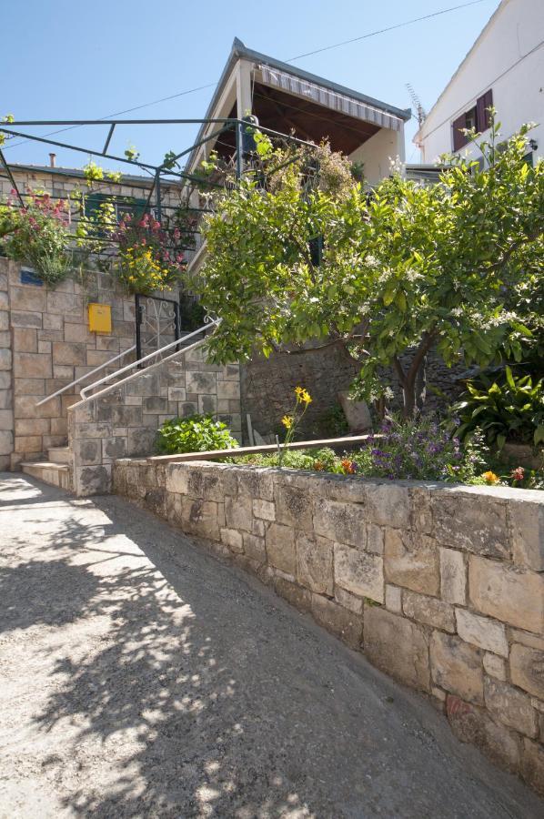 Apartments Gorana Splitska Dış mekan fotoğraf