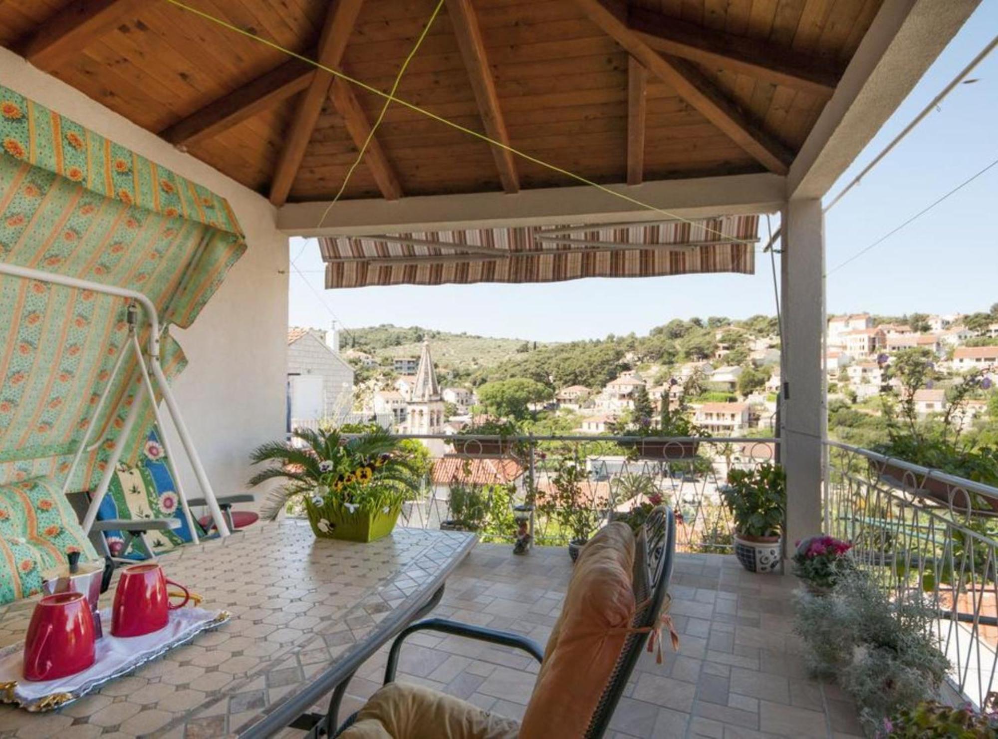 Apartments Gorana Splitska Dış mekan fotoğraf