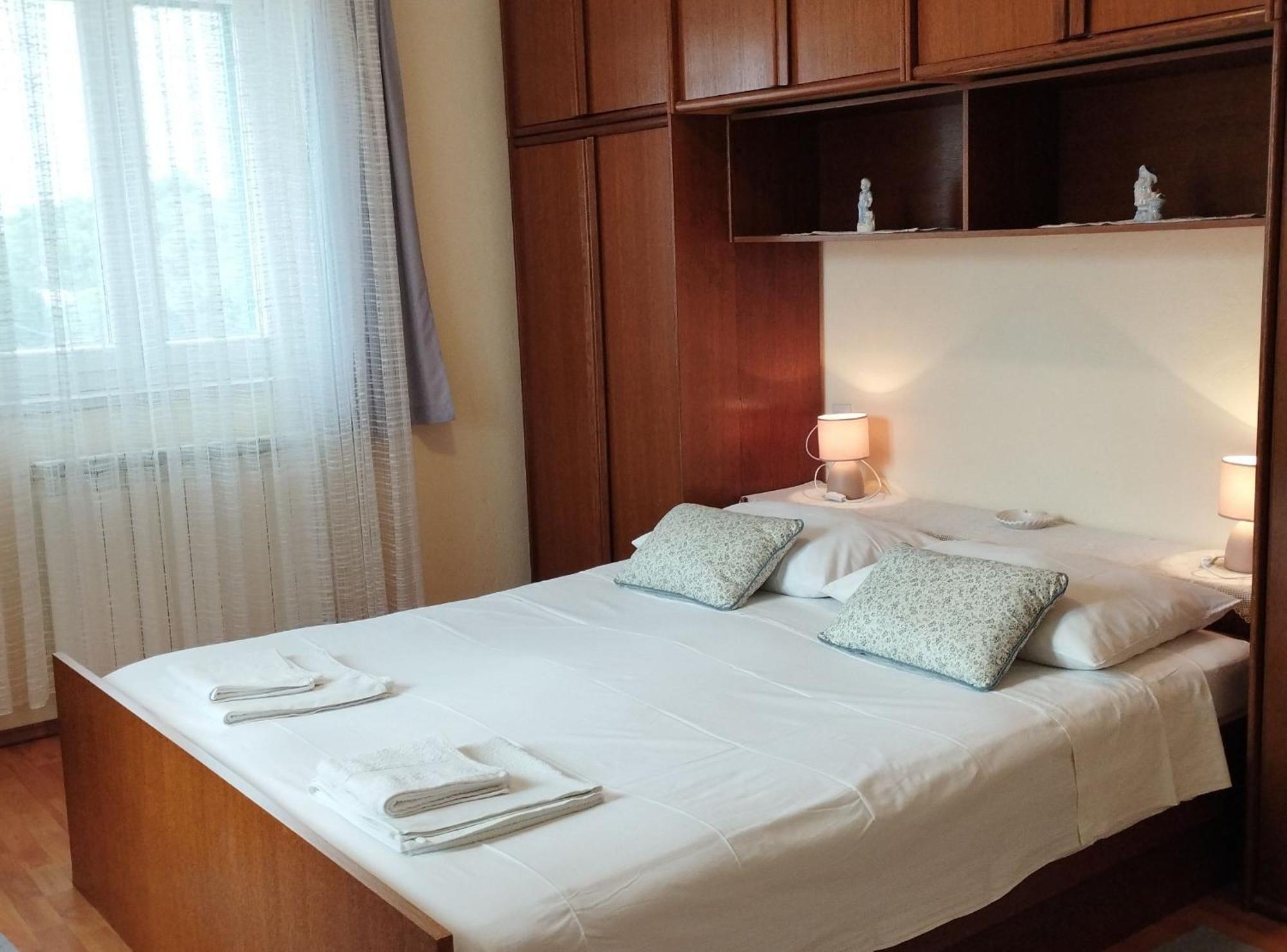 Apartments Gorana Splitska Dış mekan fotoğraf