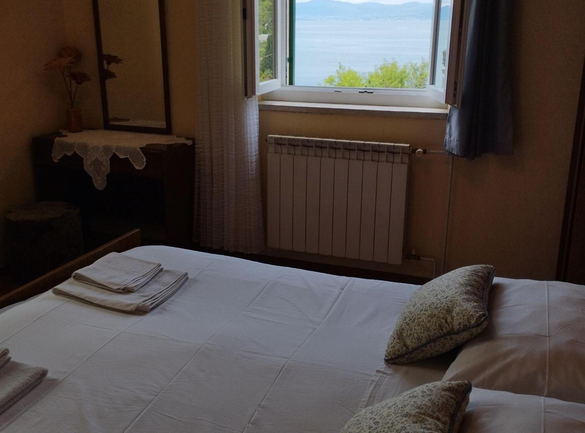 Apartments Gorana Splitska Dış mekan fotoğraf
