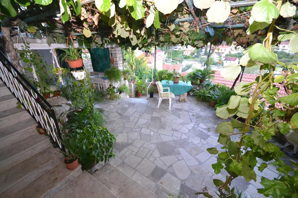 Apartments Gorana Splitska Dış mekan fotoğraf