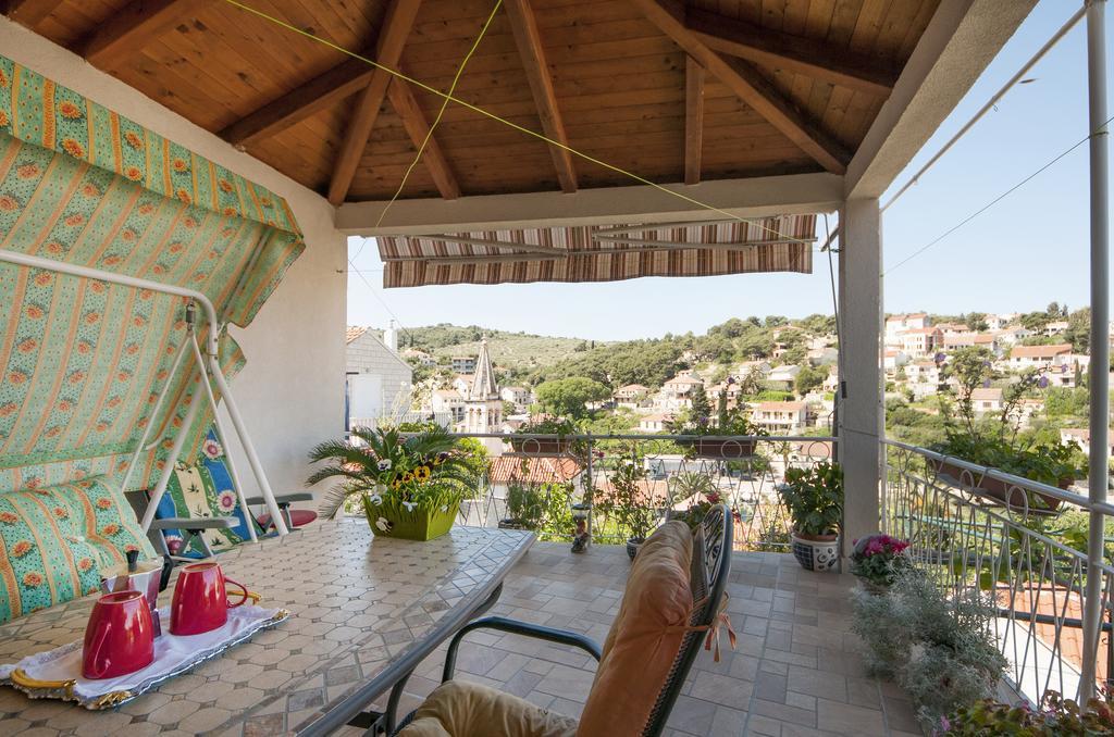 Apartments Gorana Splitska Dış mekan fotoğraf